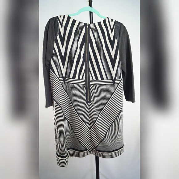 Worthington Mini Dress - Picture 5 of 8